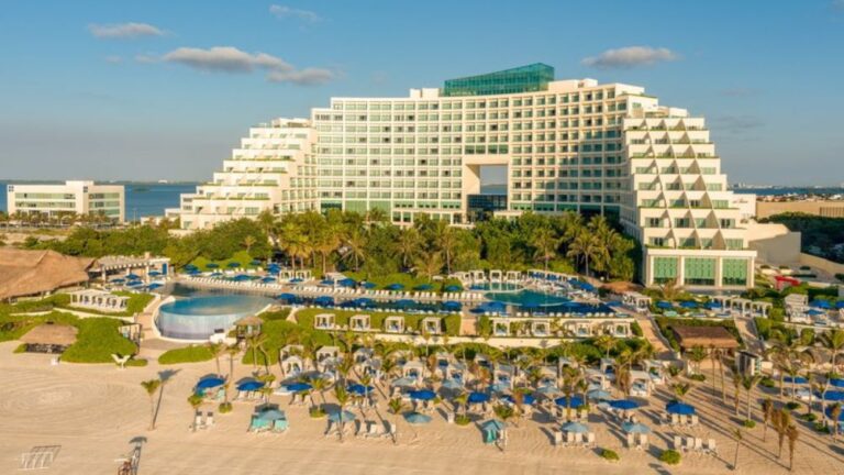 Live Aqua Beach Resort Cancun